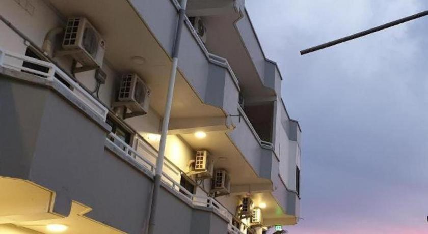 Clear Water Hotel Garapan Exterior foto